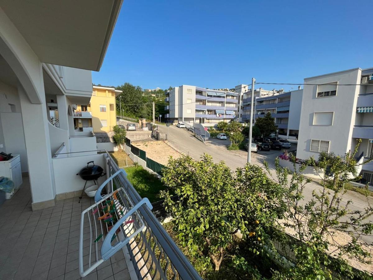 Spalato Beach Place Vasto Bagian luar foto