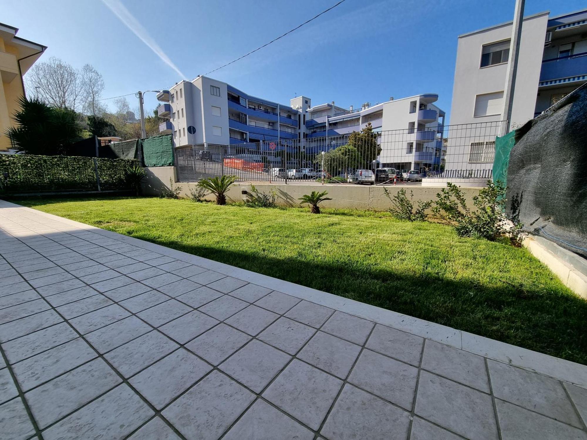 Spalato Beach Place Vasto Bagian luar foto